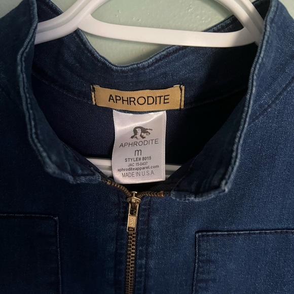 Jean Shacket - Picture 4 of 7